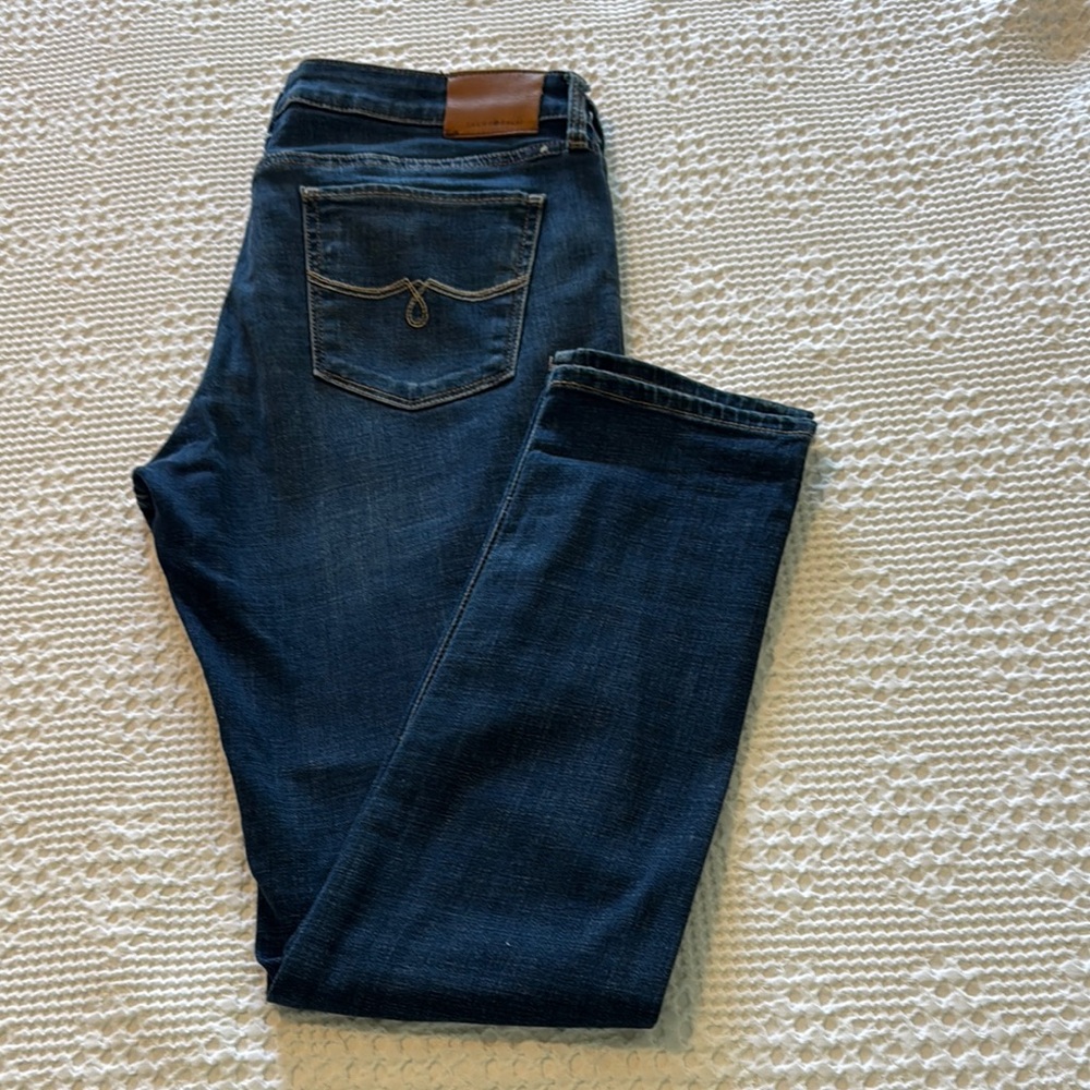 Woman’s Slim Straight Dark Blue Jeans